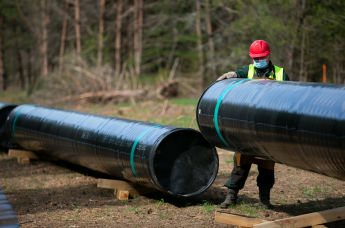 Строительство газопровода GIPL