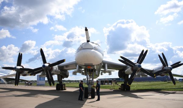 Стратегический бомбардировщик-ракетоносец Ту-95МС