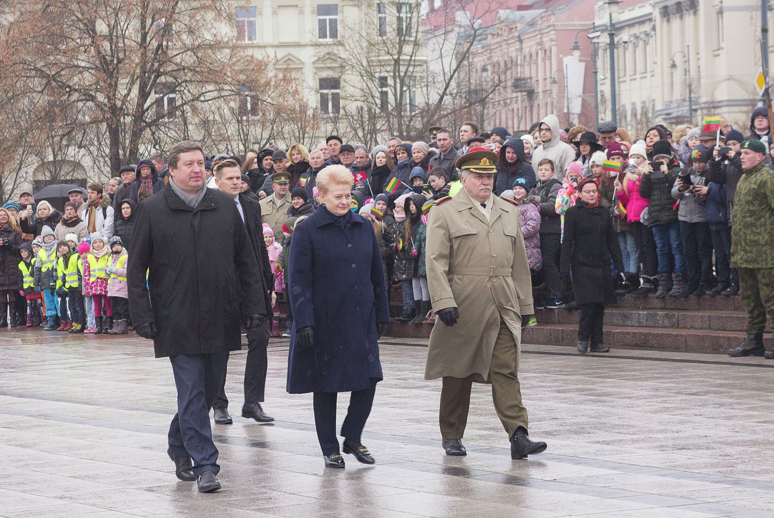 Раймундас Кароблис, Даля Грибаускайте, Йонас Жукас (слева направо)