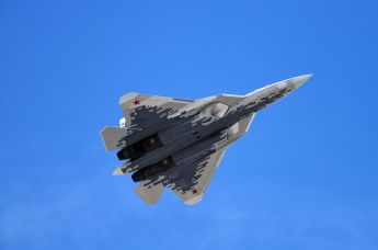 Многофункциональный истребитель пятого поколения Су-57 