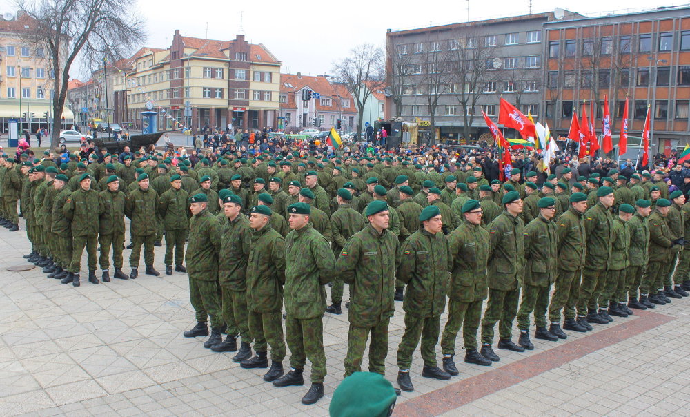 Клайпеда торжественно встретила День восстановления независимости Литвы ...