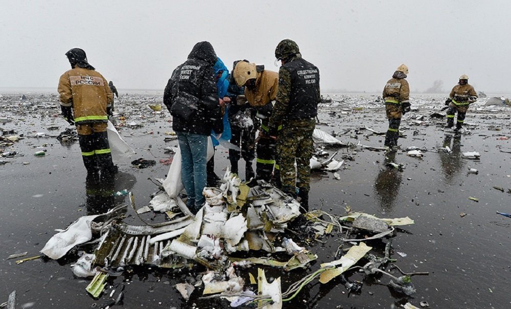 На месте крушения пассажирского самолёта Boeing-737-800