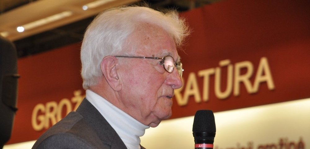 Юлюс Декснис