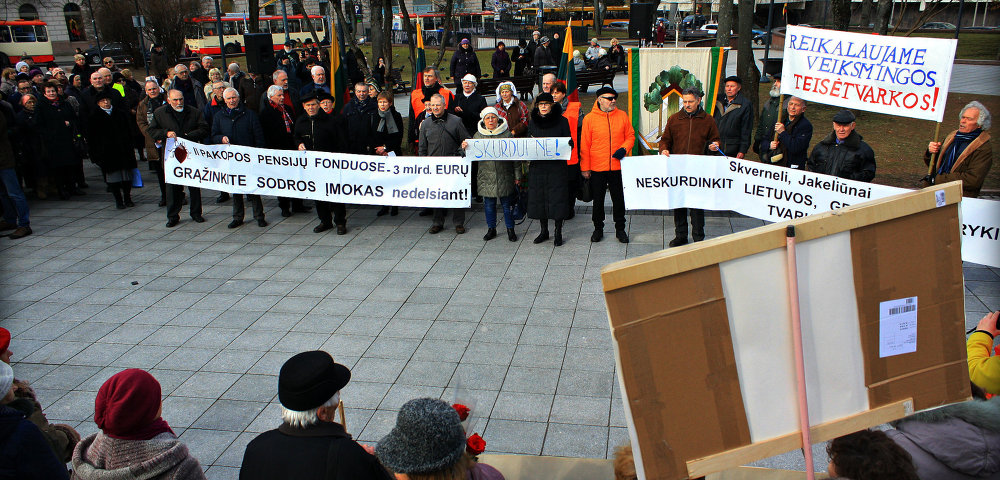 "Митинг голодных пенсионеров" в Вильнюсе