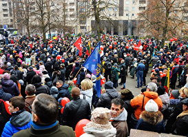 Митинг против закона о ювенальной юстиции на площади Независимости возле Сейма Литовской Республики, Вильнюс, 25 ноября 2018