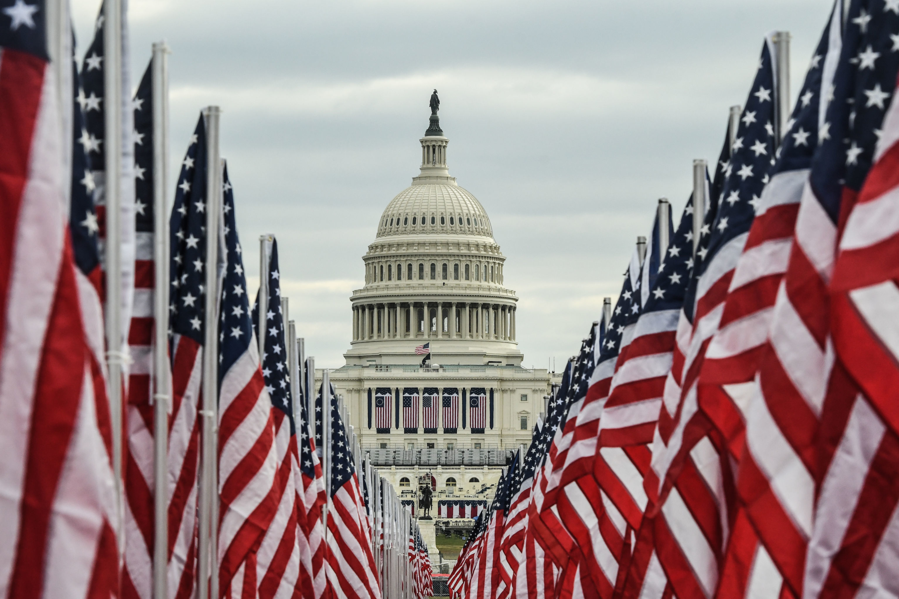 Сша май. США Агрессор. Вашингтон политика. Противостояние. Россия - США. Американское самое.